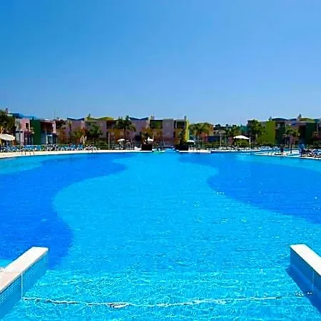 מלון Turisticos Da Orada Marina De